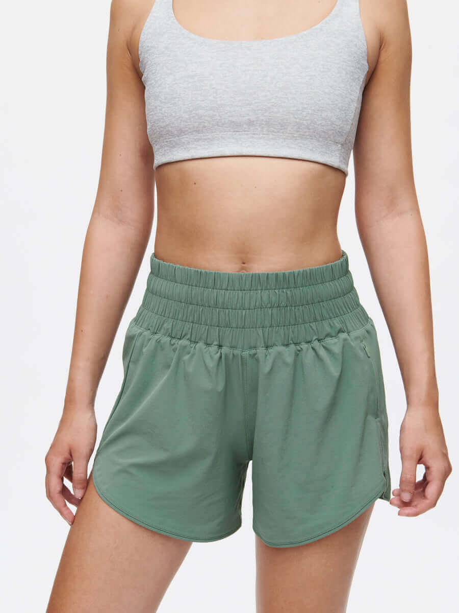 LightSpeed 3" Short Laurel Wreath