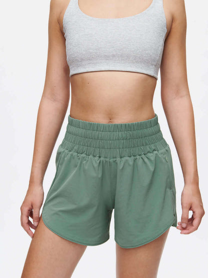 LightSpeed 3" Short Laurel Wreath