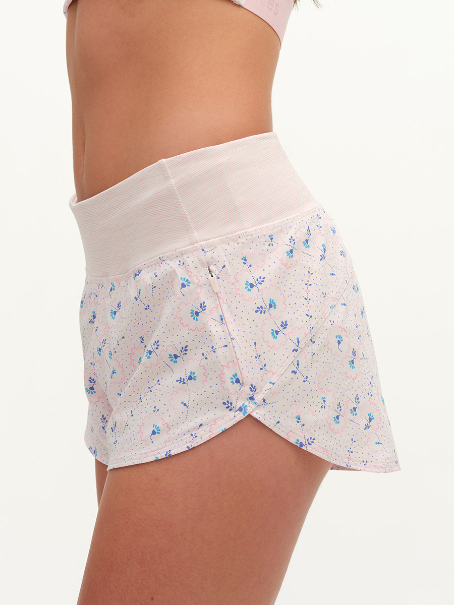 Hudson 2.5" Short Floral Aura